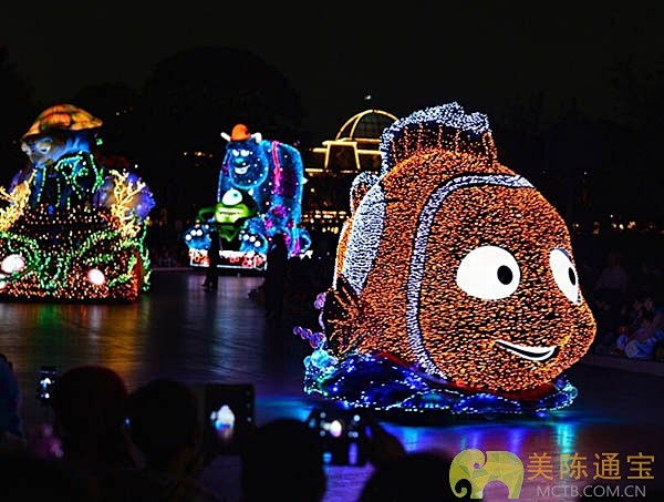 2014年东京迪士尼乐园圣诞巡游展