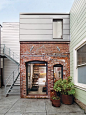 designed-for-life:

Compact three-story brick loft in San Francisco / Christi Azevedo
