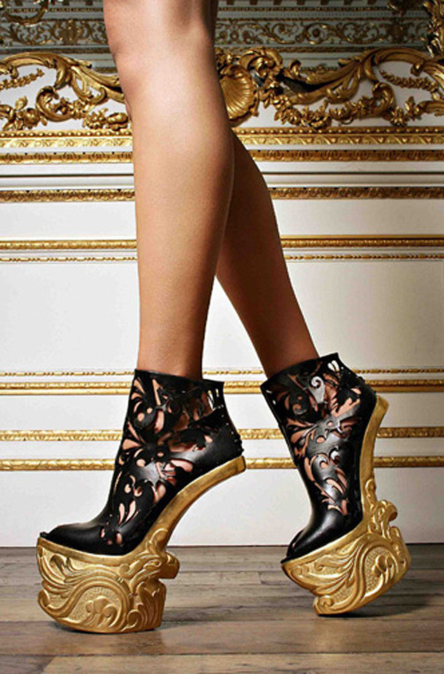  Baroque shoes by Jo...