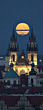 Full moon in Prague