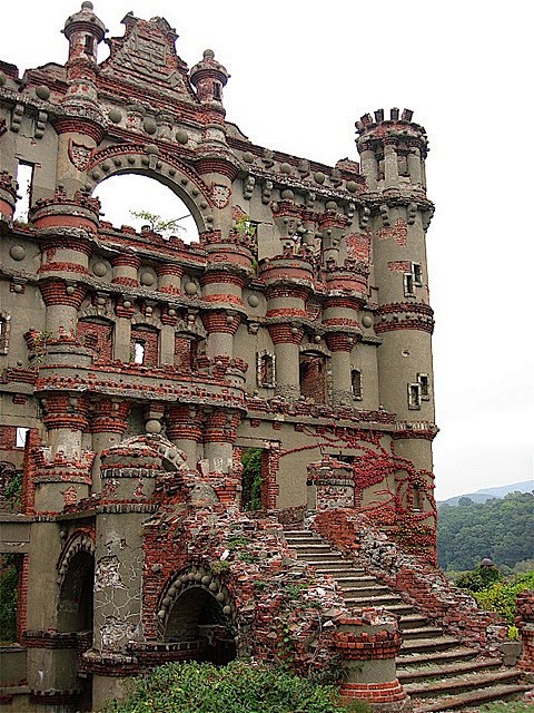 Bannerman's Castle a...