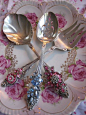 Jeweled serving forks are so pretty! You can DIY