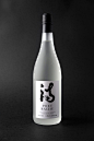 Poet Baijiu Liquor : Certain liquors contain an air of mystery about them that is undeniably alluring, and the design for Poet Baijiu Liquor has that dangerous-yet-alluring look to it. The concept, created by Felix Longyang Wang, is for two separate drink
