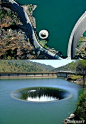 美国加州蒙地赛罗水坝的泄洪道，世界七大人造洞穴之一，壮观！！！
