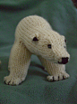 Need one of the knitters in my life to make an adorable polar bear, or three!  Volunteers?  I'll buy you this Polar Bear knitting pattern on Ravelry...  :)【各类毛线外包装玩偶，如恐龙。可拆洗】