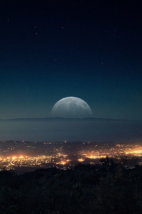 Moon on the horizon ...