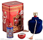 伊力王酒，蓝色青花，中国红，龙，铁罐装，