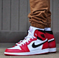 Air Jordan 1 "Chicago"