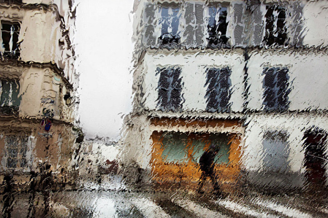 雨中的城市｜摄影师Christophe ...