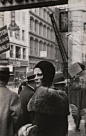 Walker Evans
Girl in Fulton Street, New York 1929