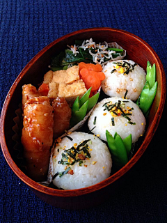 cxjqmwh采集到食物-寿司和果子日式餐饮