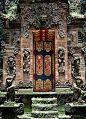 The door of Monkey Forest Temple -Bali | Delightful Doors