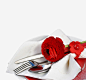 红色花朵和餐具png免抠素材_新图网 https://ixintu.com 红色 花朵 餐具 刀叉 产品实物