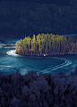 环球旅行攻略:【芬兰 Frozen Lake Island】等待静谧蔓延开来。