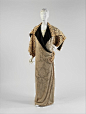 Paul Poiret (保罗·波烈, 1879-1944 ), 幻想时装大师。即使跨越将近百年的时光，他的设计依旧依然令人瞩目。