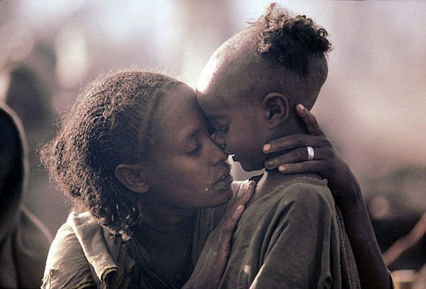《Ethiopian mother an...