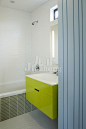 美式现代风格两室一厅卫生间装修效果图