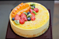 芒果+熱情果MOUSSE 蛋糕。