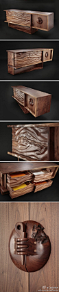 来自美国加利福尼亚州的设计师 Jory Brigham的这套书柜家具，颇具复古意味，它含有四个波纹状抽屉以及一个挂上“大锁”的储物柜。