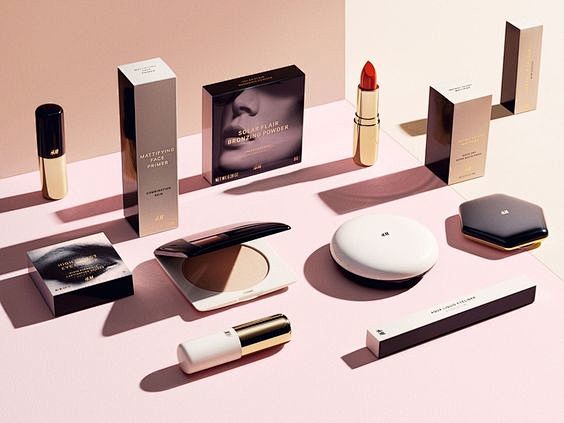 H&M Cosmetic Line Re...