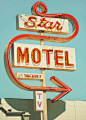 汽车旅馆招牌设计（Motel signage）