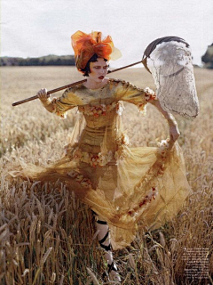 林海茵采集到Tim Walker