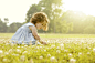 Gable Denims在 500px 上的照片Caucasian girl picking flowers in field