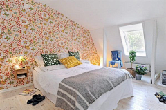 家装爱好者采集到卧室设计、床背景墙纸