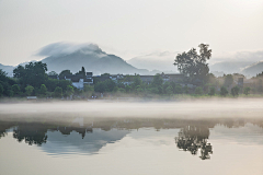 五个问号采集到中国风水墨山峰