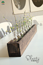 怎么把废木板改造成新居的环保水插花盆 DIY自制阳台花槽-╭★肉丁网