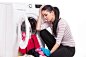 洗衣服的时尚女性高清图片 - 素材中国16素材网