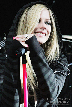 Mixier采集到Avril·Lavigne