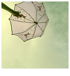 绾玫采集到伞的故事
