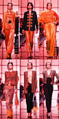 #2017春夏高定时装周# Giorgio Armani Privé S/S 2017 Haute Couture 以橙色为主调再到黑色礼服的出现形成了一个不断变化的过程。细节处的点缀精益求精，Armani老先生绝对是设计礼服的一把好手 ​​​​