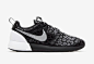 黑白色调带来的视觉冲击，Nike WMNS Roshe Run PRM “Leopard” 鞋款登场