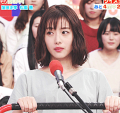 桃始华Fq1xfyPa采集到美女 gif