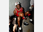 #Michael Jordan# Postgame locker room chat with MJ after his third NBA championship win.（1440 x 1080）
上脚 Air Jordan 8