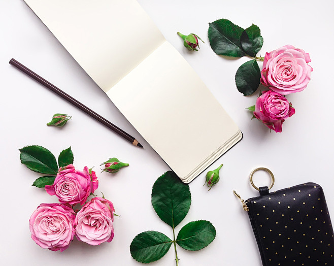 Flat Lay Roses Photo...