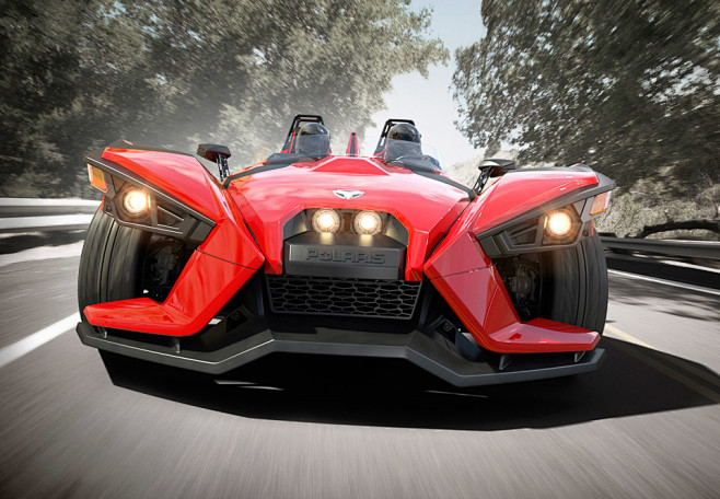 Polaris Slingshot ：三...