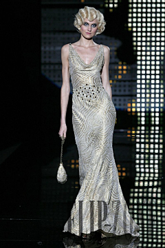 surired采集到ZUHAIR MURAD