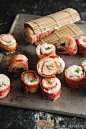 This Bacon-Wrapped Sushi will Make You Want to = <a class="text-meta meta-tag" href="/search/?q=赏味期限">#赏味期限#</a>