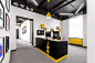 Droids On Roids的新办公室，整个空间都诠释了公司的Logo文化