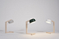 丹麦设计工作室Madebywho设计的Snövsen台灯，由枫木灯臂、底座与色彩涂层的圆形陶瓷灯罩组成，内部安装GX53 LED灯泡照明。简约质朴的外形设计与光线营造出暖意相得益彰，体现出手工艺的纯粹美感。