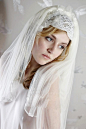 婚礼装束，头纱的魔力不可否认 -  。唯美 。 #优雅# #时尚# #礼服#