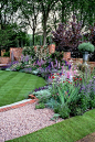 Gorgeous perennial garden: 