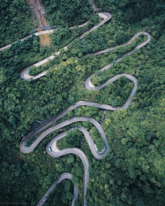 墨墨大娃娃采集到Road.▕ 世上的路千万条。