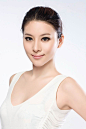 王月雯
1986年11月7日出生于江苏苏州，后改名为王紫，来自江苏苏州的女孩，擅长话剧、电视剧、参加多类综艺节目，外貌可爱清纯的她深受观众喜爱。