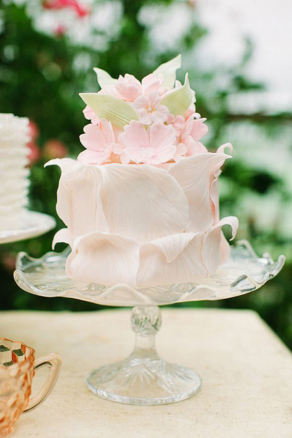婚礼蛋糕2016年度流行色粉晶