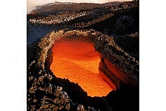 苏特塞岛火山坑