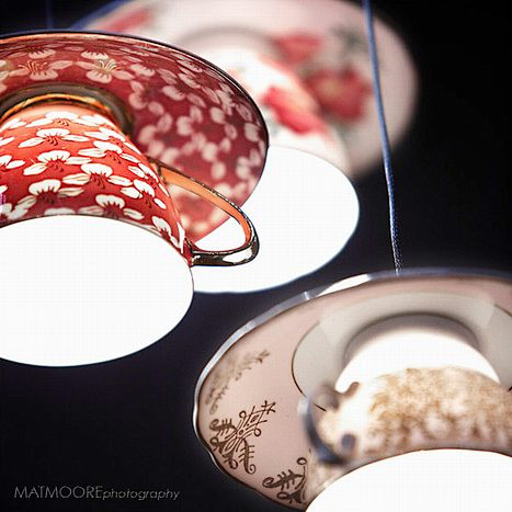 陶瓷茶杯组成的马维斯吊灯